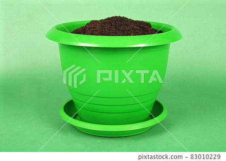 Green Plastic Flower Pots 83010229