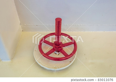 Old weathered iron industrial outdoor pipeline valve Old weathered iron industrial outdoor pipeline valve 83011076
