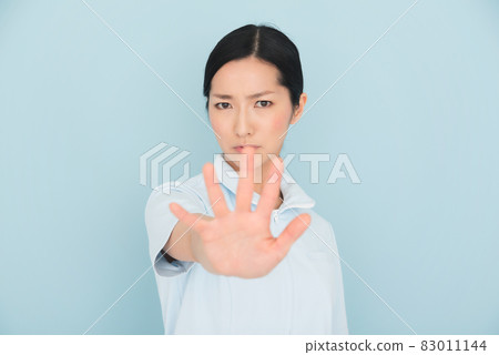 Female nurse to reach out and stop Female nurse to reach out and stop 83011144