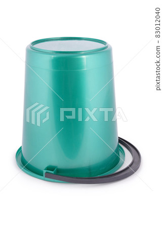Green plastic bucket Green plastic bucket 83012040