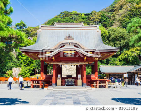 Early autumn Kamakura Tsurugaoka Hachimangu Maiden Early autumn Kamakura Tsurugaoka Hachimangu Maiden 83013199