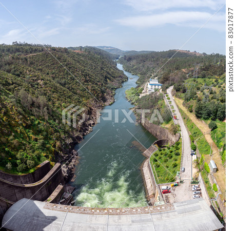 Castelo de Bode Dam in Tomar, Portugal Castelo de Bode Dam in Tomar, Portugal 83017877