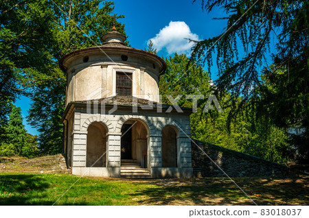 Sacred Mountain of Orta Sacred Mountain of Orta 83018037