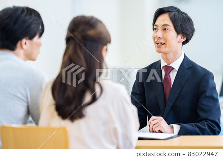 金融保險顧問規劃師商人辦公室 83022947
