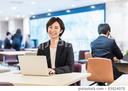 Creative coworking space Creative coworking space 83024078