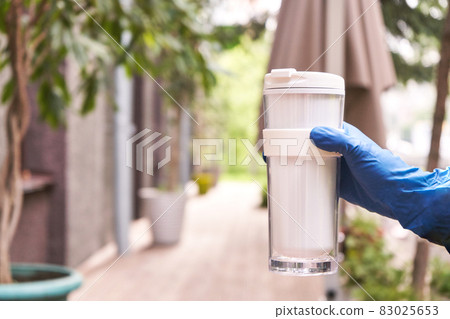 Reusable own cup. Cafe to go coffee. Takeawake restaurant service 83025653