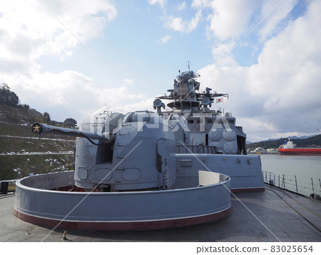 Russian Navy Udaloy-class destroyer naval artillery 83025654