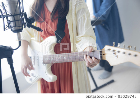 Band practice recording 83029743