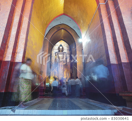 Giant golden Buddha statue in Ananda temple 83030641