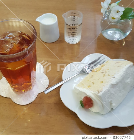 Chiffon cake [Snack] 83037745