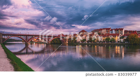 Sunrise at Maribor Sunrise at Maribor 83039977