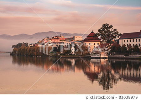 Sunrise at Maribor Sunrise at Maribor 83039979