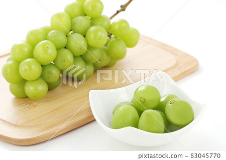 Shine Muscat Shine Muscat 83045770