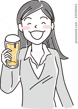 A young OL-style woman with a glass of beer 83046441