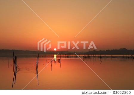 因波沼的風景和日出 83052860