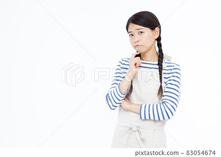 三十多歲的家庭主婦，非常擔心 83054674