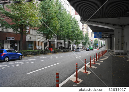 October 1081 Kasumizaka / Roppongi Dori, Minato-ku October 1081 Kasumizaka / Roppongi Dori, Minato-ku 83055017