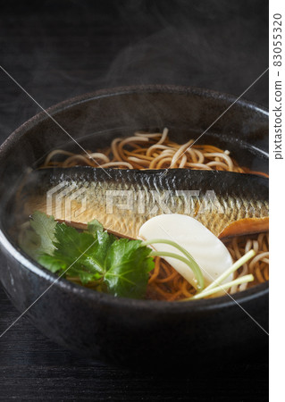 新鮮的蕎麥麵 新鮮的蕎麥麵 83055320