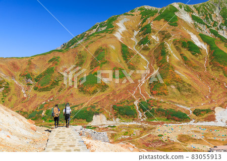 Toyama_superb view of Tateyama autumn leaves trekking Toyama_superb view of Tateyama autumn leaves trekking 83055913