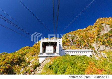 Autumn leaves scenery of Toyama_Kurobedaira and Daikanbo 83058315