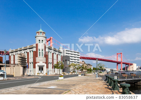 福岡縣北九州市天氣晴朗的若松南海岸通 福岡縣北九州市天氣晴朗的若松南海岸通 83058637