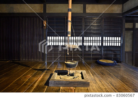 老民居旅館的壁爐 83060567