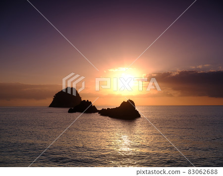 Nakabayashi coast at sunrise Nakabayashi coast at sunrise 83062688