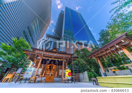 Tokyo cityscape of Japan, overlooking Nihonbashi Muromachi, Fukutoku Shrine in the valley of the building, etc. Tokyo cityscape of Japan, overlooking Nihonbashi Muromachi, Fukutoku Shrine in the valley of the building, etc. 83066653