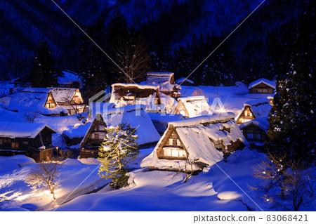 富山_五箇山合掌村/冬季燈飾 83068421