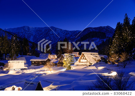 富山_五箇山合掌村/冬季燈飾 83068422