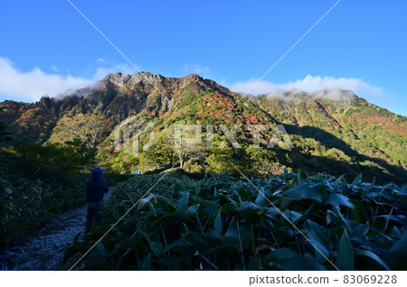 日本西部最高峰四國神山石槌山的秋天 83069228
