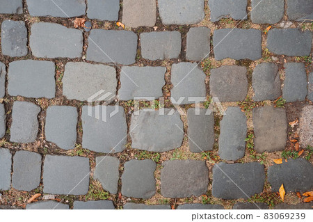 Cobble stone pavement Cobble stone pavement 83069239