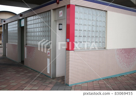 公共廁所、潔淨廁所、車站廁所 83069455