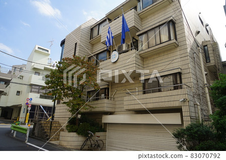 October 1090 Oyokochozaka, Minato-ku and the Greek Embassy, Nishiazabu 3-chome October 1090 Oyokochozaka, Minato-ku and the Greek Embassy, Nishiazabu 3-chome 83070792