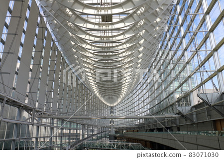 Tokyo International Forum, Marunouchi 3-chome, Chiyoda-ku, Tokyo Rafael Viñoly, former Tokyo Metropolitan Government Office site 1997 83071030