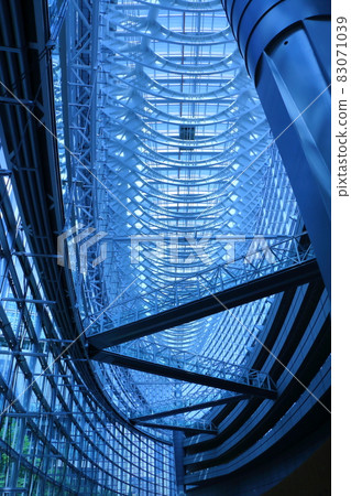 Tokyo International Forum, Marunouchi 3-chome, Chiyoda-ku, Tokyo Rafael Viñoly, former Tokyo Metropolitan Government Office site 1997 83071039