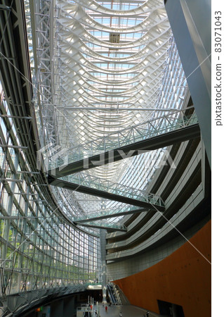Tokyo International Forum, Marunouchi 3-chome, Chiyoda-ku, Tokyo Rafael Viñoly, former Tokyo Metropolitan Government Office site 1997 Tokyo International Forum, Marunouchi 3-chome, Chiyoda-ku, Tokyo Rafael Viñoly, former Tokyo Metropolitan Government Office site 1997 83071043