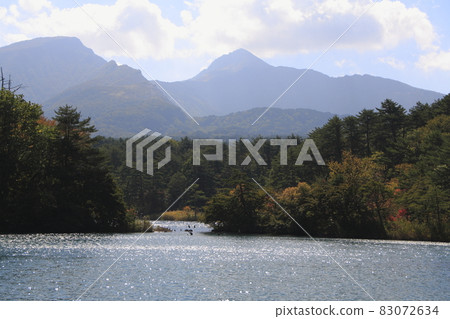 Goshikinuma Lakes: At Bishamonnuma in autumn Goshikinuma Lakes: At Bishamonnuma in autumn 83072634