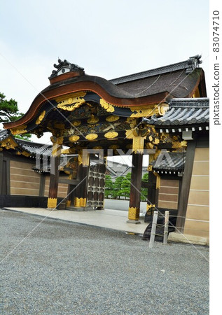 Nijo Castle Karamon 83074710