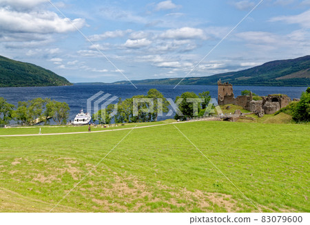 Urquhart Castle on the shore of Loch Ness 83079600