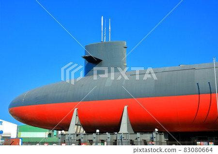 [Hiroshima Prefecture] Submarine Akishio under clear skies (Tetsu no Kujira) 83080664