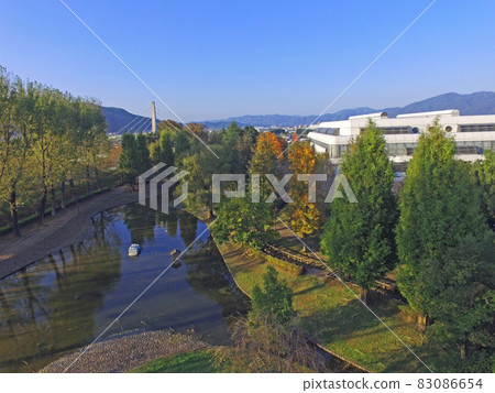 【無人機航拍，京都府龜岡體育公園】京都府龜岡市秋景 83086654