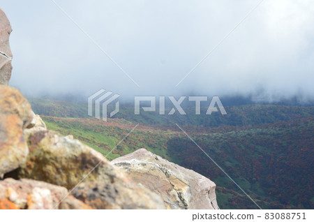 Precipitous cliffs and magnificent sight (Mt. Nasu / Nasu Town, Nasu District, Tochigi Prefecture) Precipitous cliffs and magnificent sight (Mt. Nasu / Nasu Town, Nasu District, Tochigi Prefecture) 83088751