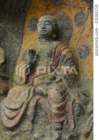 地藏菩薩半佛像(Hoki石佛第一組(Dogasako石佛)第四國寶臼杵石佛/大分縣臼杵市) 地藏菩薩半佛像(Hoki石佛第一組(Dogasako石佛)第四國寶臼杵石佛/大分縣臼杵市) 83089158