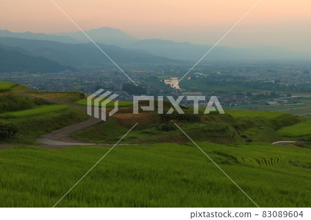 Tanada, a terraced rice field, sunrise Tanada, a terraced rice field, sunrise 83089604