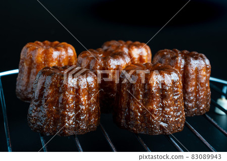 西式糖果 Canelé de Bordeaux 西式糖果 Canelé de Bordeaux 83089943