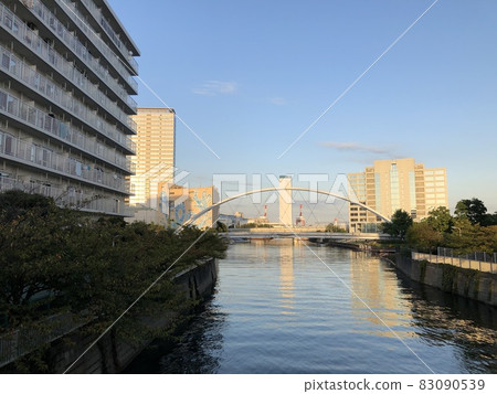 Tennozu Canal 83090539