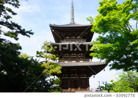 日本庭園 前富明寺三重塔 日本庭園 前富明寺三重塔 83092778