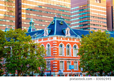 Tokyo cityscape of Japan, such as the government office district in the setting sun and the red brick building of the former main building of the Ministry of Justice 83092945