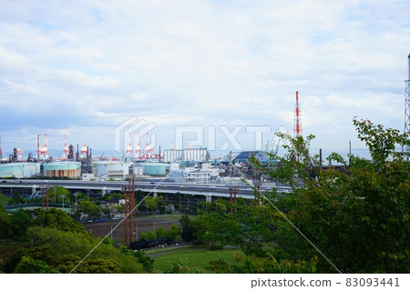 Refinery factory 83093441
